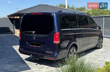 Минивэн Mercedes-Benz V-Class 2016 в 