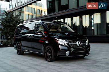 Мінівен Mercedes-Benz V-Class 2020 в Києві