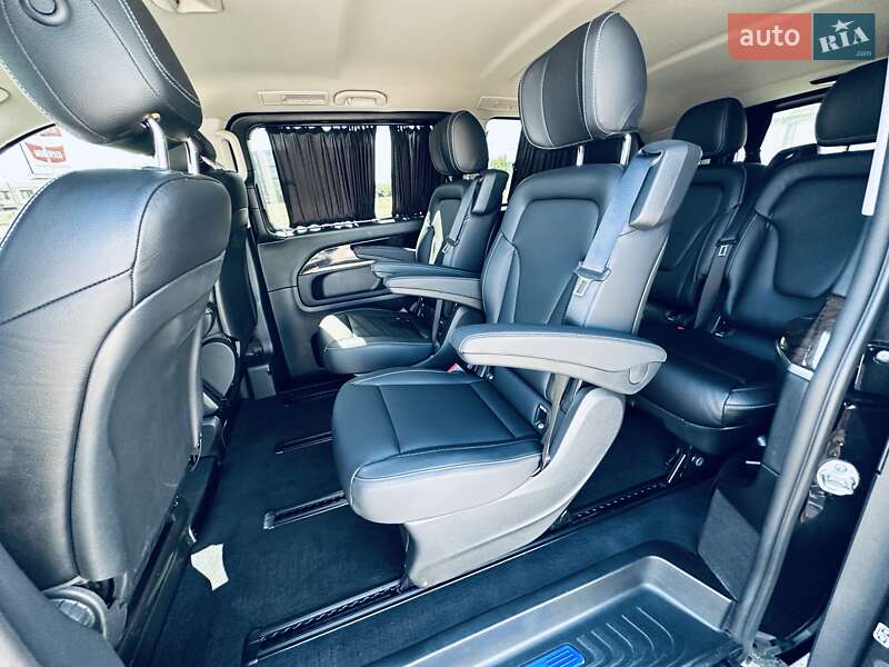 Минивэн Mercedes-Benz V-Class 2017 в Одессе