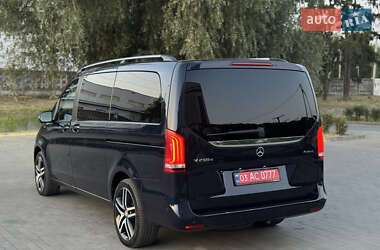 Минивэн Mercedes-Benz V-Class 2017 в 