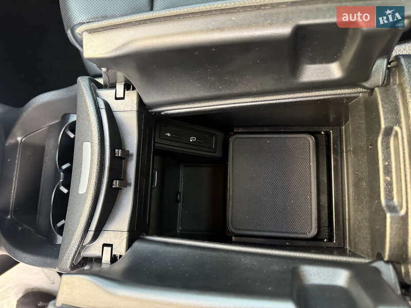 Минивэн Mercedes-Benz V-Class 2020 в Ровно фото 60 Минивэн Mercedes-Benz V-Class 2020 в Ровно