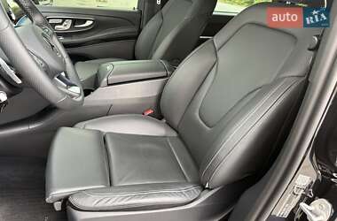 Минивэн Mercedes-Benz V-Class 2022 в  фото 7 Минивэн Mercedes-Benz V-Class 2022 в