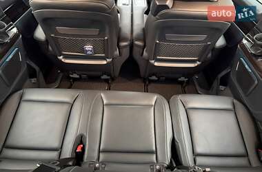 Минивэн Mercedes-Benz V-Class 2022 в  фото 12 Минивэн Mercedes-Benz V-Class 2022 в