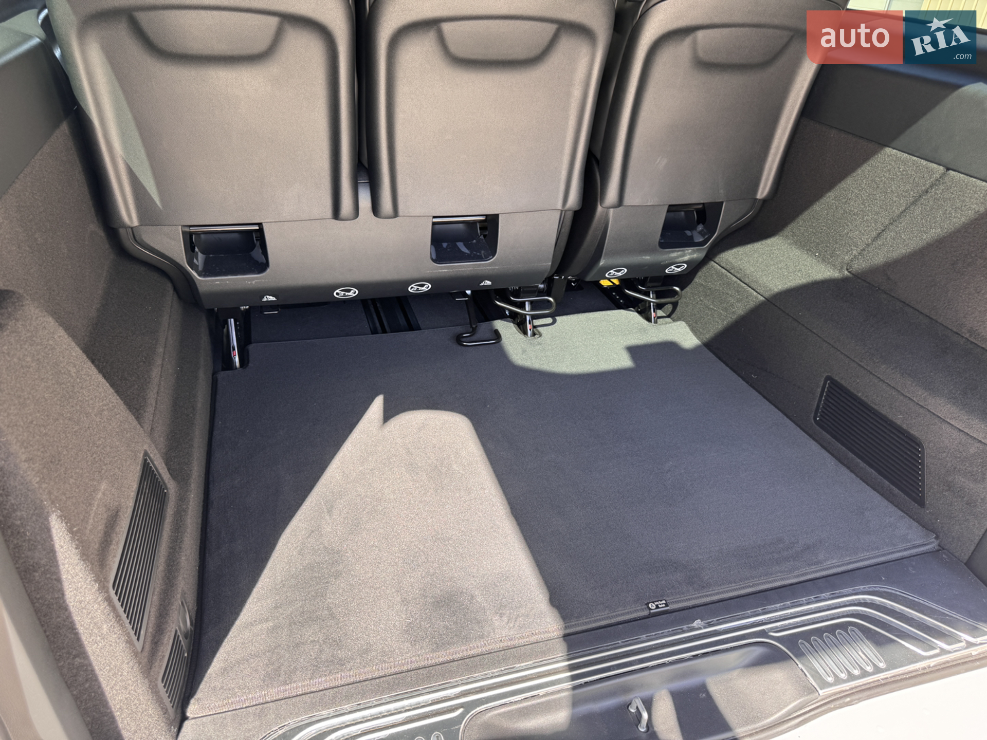 2025 Mercedes-Benz V-klasse - мініатюра 13