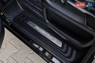 Минивэн Mercedes-Benz V-Class 2015 в 