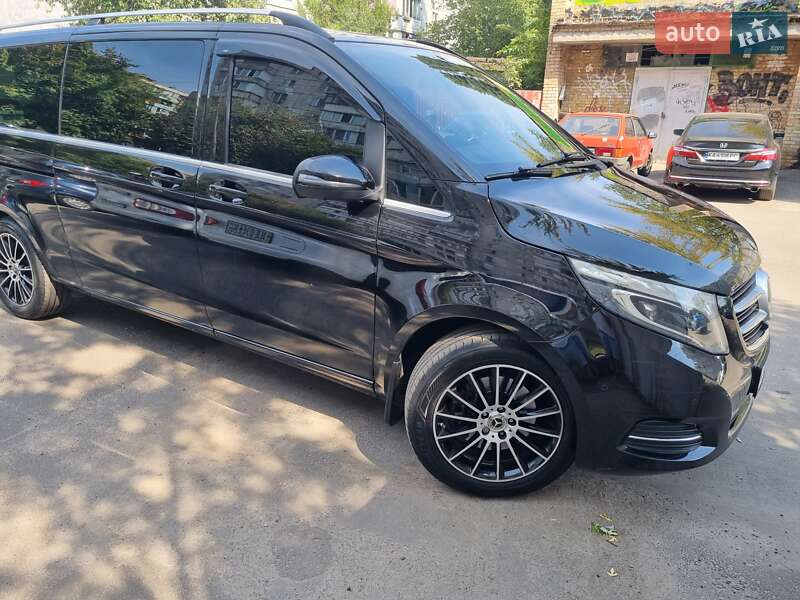 Мінівен Mercedes-Benz V-Class 2018 в Києві