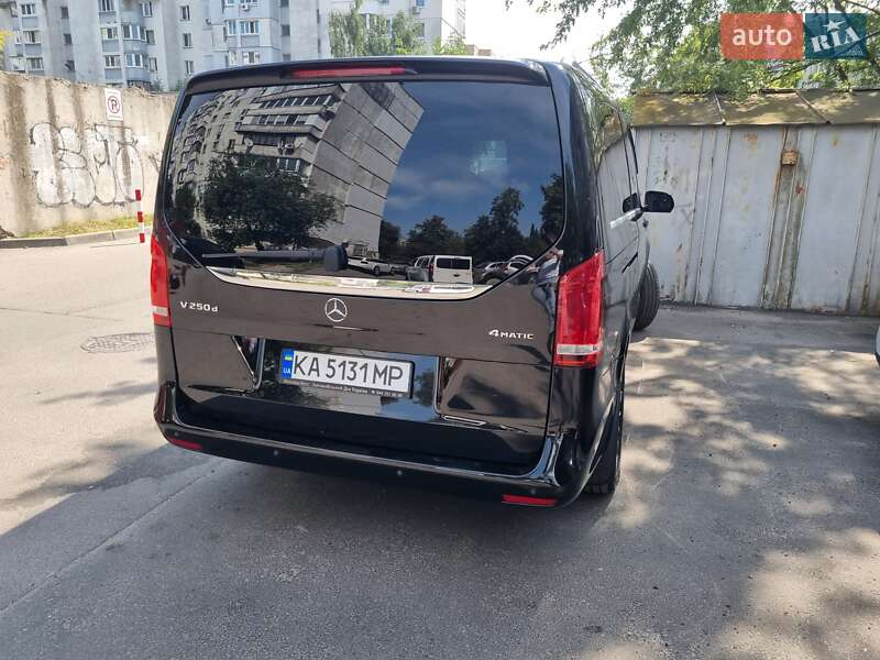 Мінівен Mercedes-Benz V-Class 2018 в Києві