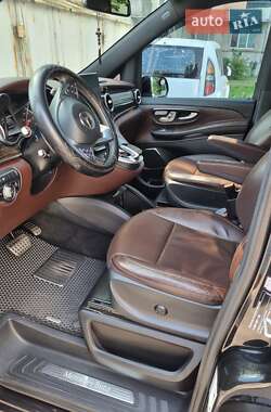 Минивэн Mercedes-Benz V-Class 2018 в 
