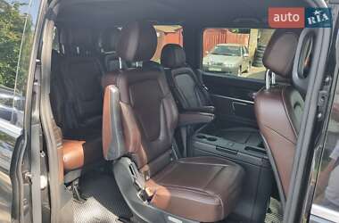 Минивэн Mercedes-Benz V-Class 2018 в 