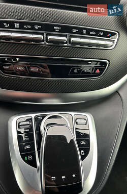 Минивэн Mercedes-Benz V-Class 2018 в 