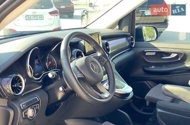 Минивэн Mercedes-Benz V-Class 2023 в 