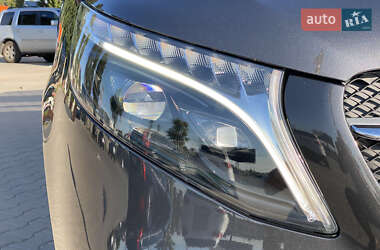 Минивэн Mercedes-Benz V-Class 2023 в 