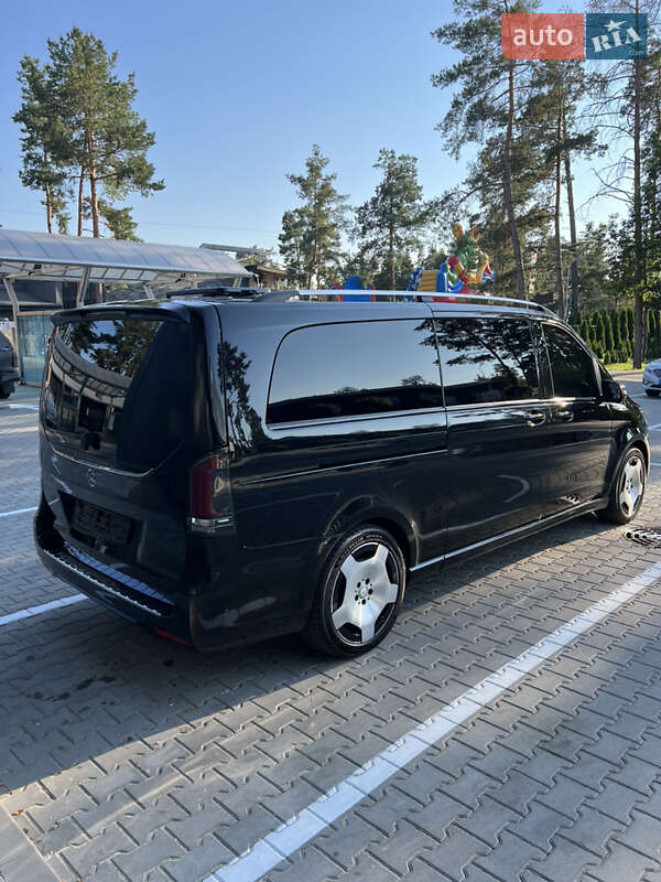 Минивэн Mercedes-Benz V-Class 2015 в Киеве