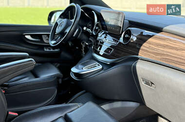 Минивэн Mercedes-Benz V-Class 2022 в 
