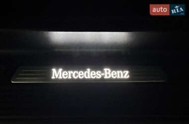 Минивэн Mercedes-Benz V-Class 2022 в 