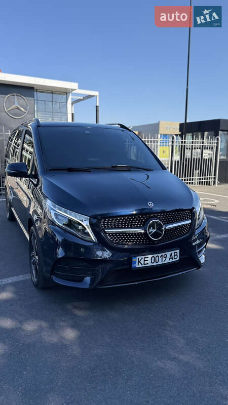 Минивэн Mercedes-Benz V-Class 2017 в Днепре фото 8 Минивэн Mercedes-Benz V-Class 2017 в Днепре