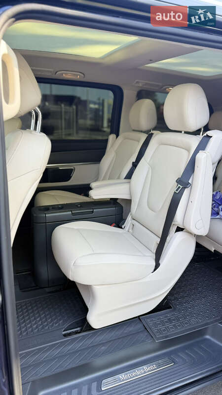 Минивэн Mercedes-Benz V-Class 2017 в Днепре фото 47 Минивэн Mercedes-Benz V-Class 2017 в Днепре