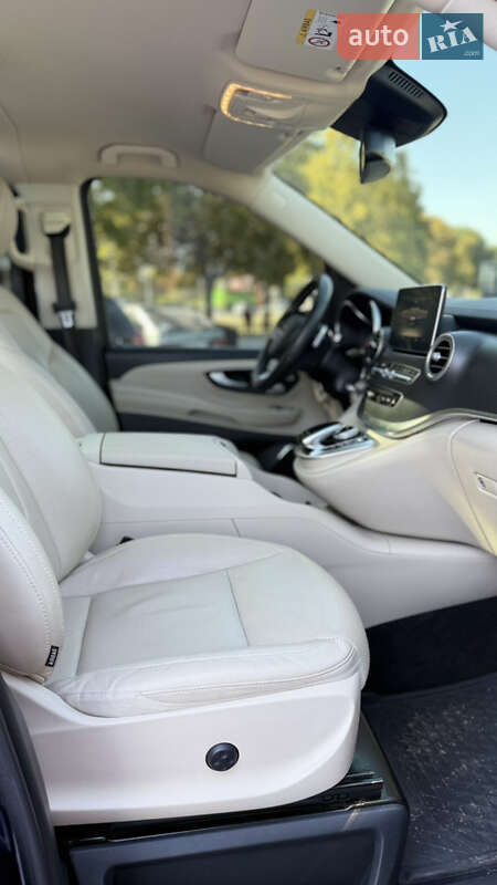 Минивэн Mercedes-Benz V-Class 2017 в Днепре фото 71 Минивэн Mercedes-Benz V-Class 2017 в Днепре