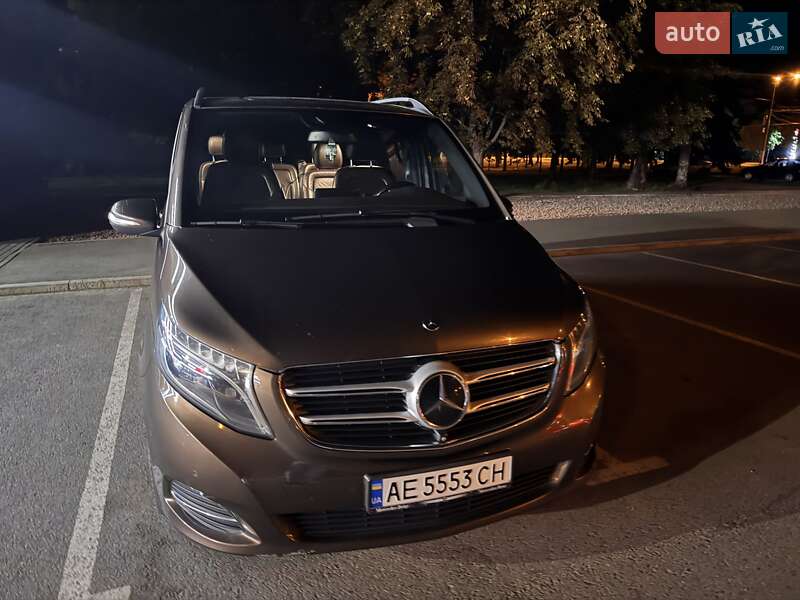 Мінівен Mercedes-Benz V-Class 2015 в Кривому Розі фото 6 Мінівен Mercedes-Benz V-Class 2015 в Кривому Розі