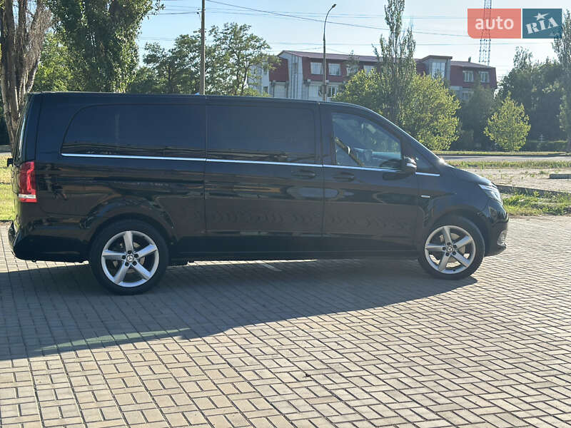 Минивэн Mercedes-Benz V-Class 2015 в Херсоне