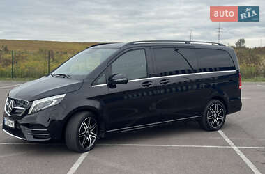 Минивэн Mercedes-Benz V-Class 2021 в 