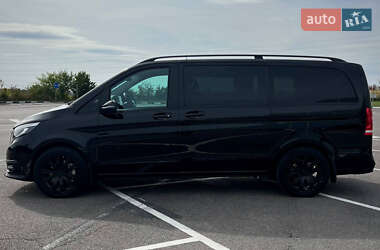 Минивэн Mercedes-Benz V-Class 2018 в 
