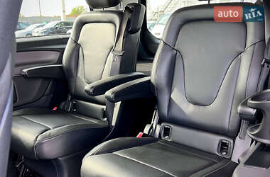 Минивэн Mercedes-Benz V-Class 2018 в 