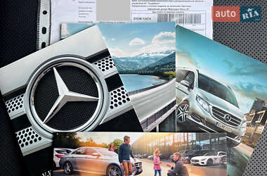 Минивэн Mercedes-Benz V-Class 2018 в 