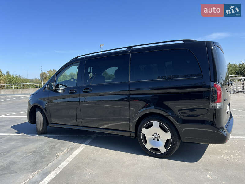 Мінівен Mercedes-Benz V-Class 2016 в Києві