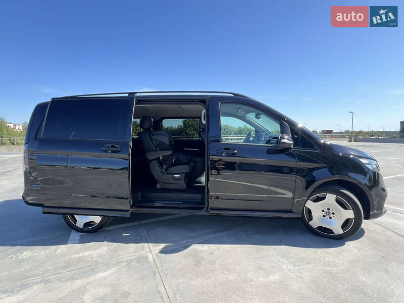 Мінівен Mercedes-Benz V-Class 2016 в Києві