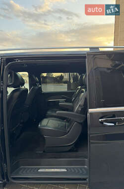Минивэн Mercedes-Benz V-Class 2017 в 