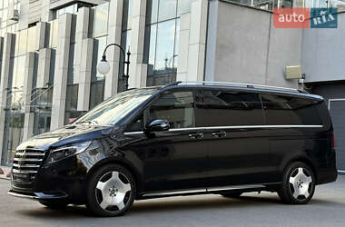 Минивэн Mercedes-Benz V-Class 2025 в 