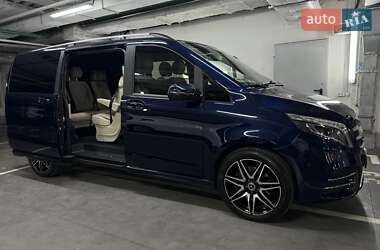 Минивэн Mercedes-Benz V-Class 2019 в 