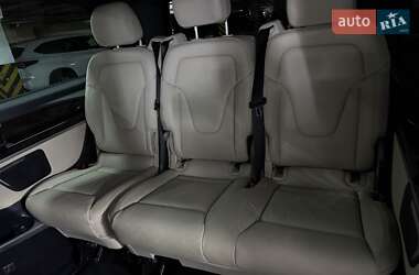 Минивэн Mercedes-Benz V-Class 2019 в 