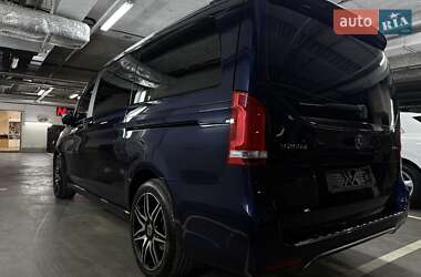 Минивэн Mercedes-Benz V-Class 2019 в 