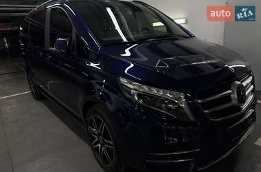 Минивэн Mercedes-Benz V-Class 2019 в 