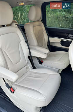 Мінівен Mercedes-Benz V-Class 2016 в  фото 12 Мінівен Mercedes-Benz V-Class 2016 в