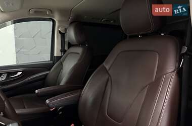 Минивэн Mercedes-Benz V-Class 2015 в 