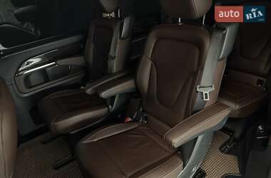 Минивэн Mercedes-Benz V-Class 2015 в 