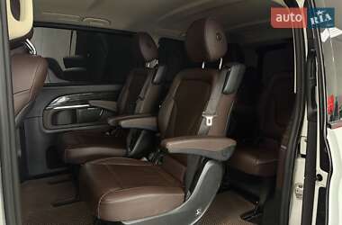 Минивэн Mercedes-Benz V-Class 2015 в 