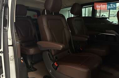 Минивэн Mercedes-Benz V-Class 2015 в 