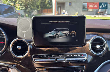 Минивэн Mercedes-Benz V-Class 2016 в 