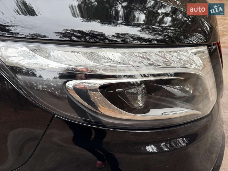 Минивэн Mercedes-Benz V-Class 2021 в Киеве фото 8 Минивэн Mercedes-Benz V-Class 2021 в Киеве