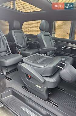 Минивэн Mercedes-Benz V-Class 2020 в 