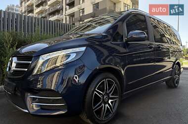 Минивэн Mercedes-Benz V-Class 2019 в 