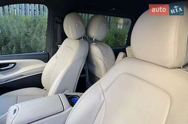 Минивэн Mercedes-Benz V-Class 2019 в 