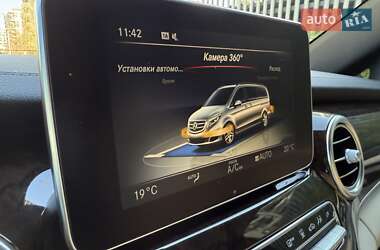 Минивэн Mercedes-Benz V-Class 2019 в 