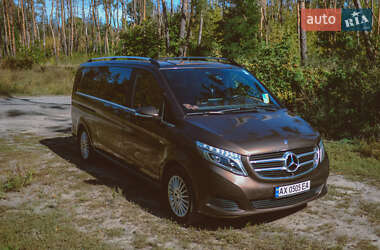 Минивэн Mercedes-Benz V-Class 2016 в Киеве