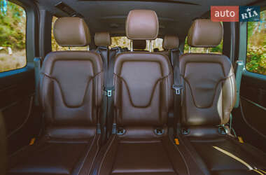 Минивэн Mercedes-Benz V-Class 2016 в 