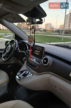 Минивэн Mercedes-Benz V-Class 2014 в 